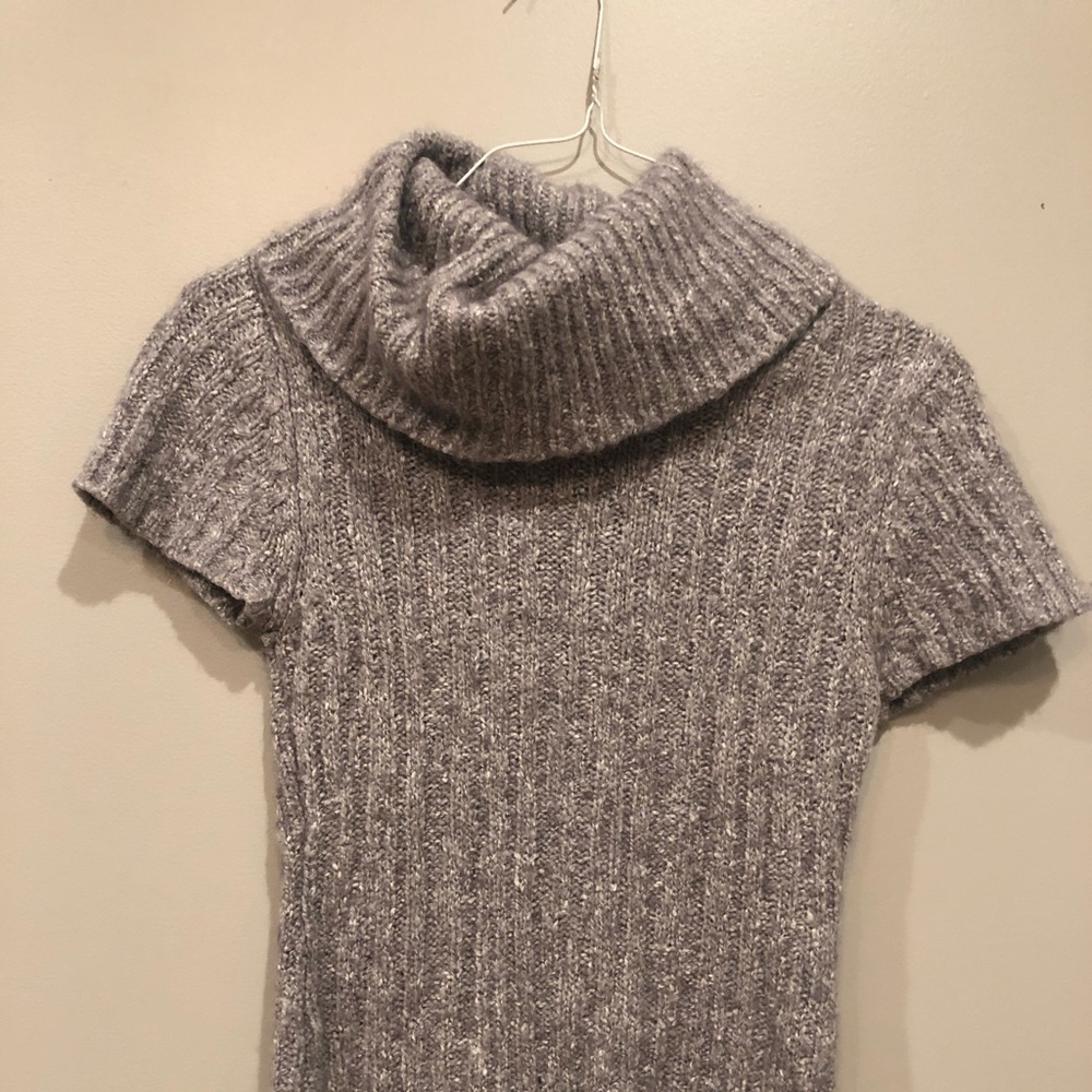 ☀️5 items for $20☀️EUC wool blend COWEL TOP